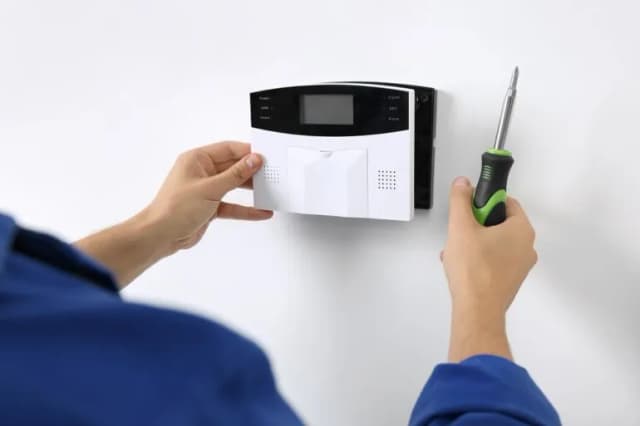 Po co alarm w domu? Odkryj korzyści i zagrożenia, które możesz uniknąć Po co alarm w domu? Odkryj korzyści i zagrożenia, które możesz uniknąć