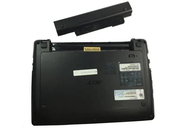 Jak wyjąć baterię z Acer Aspire One 725 - proste kroki i porady Jak wyjąć baterię z Acer Aspire One 725 - proste kroki i porady