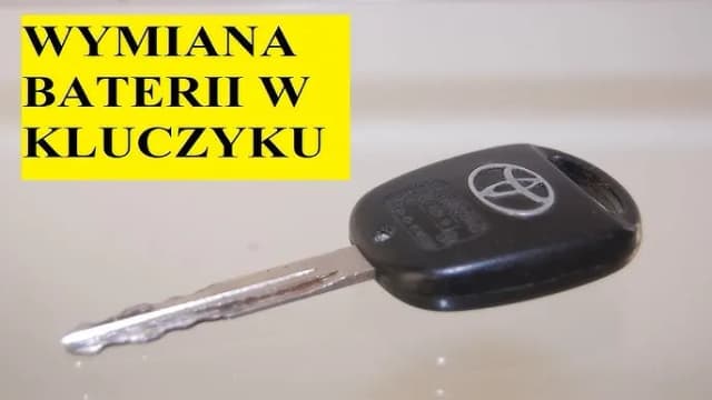 Wymiana baterii w kluczyku Toyota Yaris - proste kroki, które musisz znać