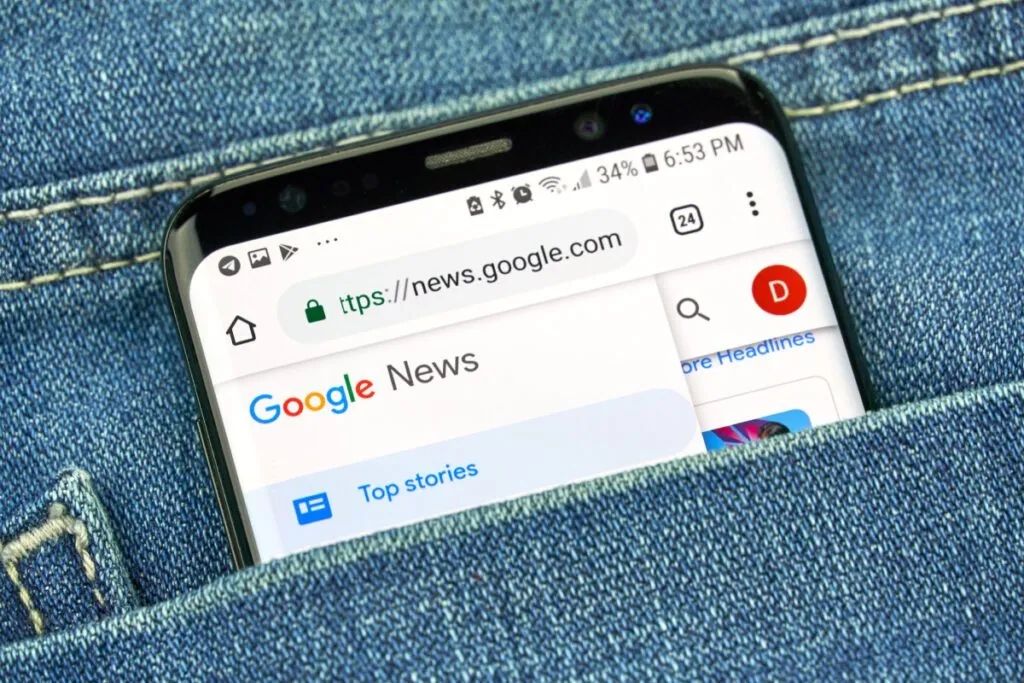 Jak włączyć wiadomości Google w telefonie i nie przegapić ważnych informacji